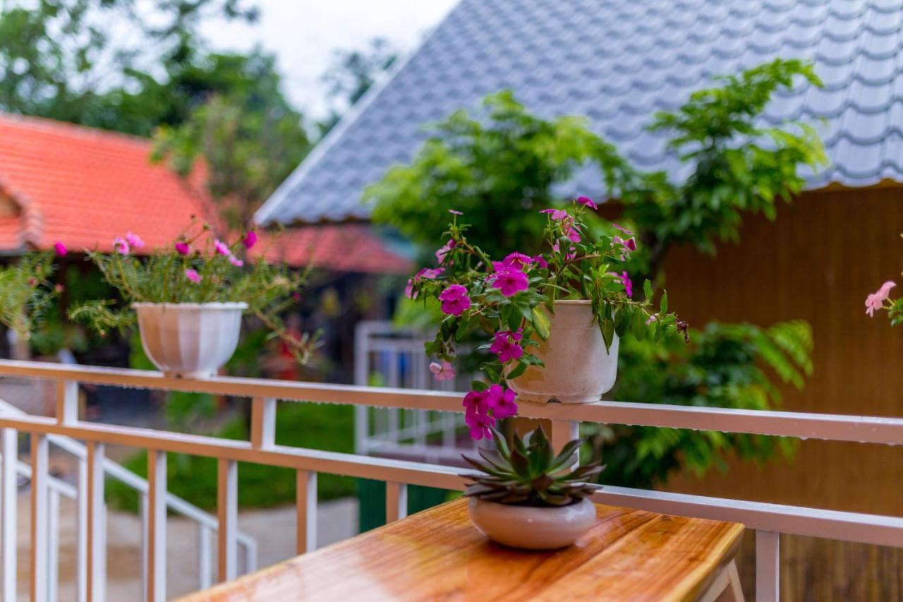 Pomelo Homestay Phong Nha Esterno foto